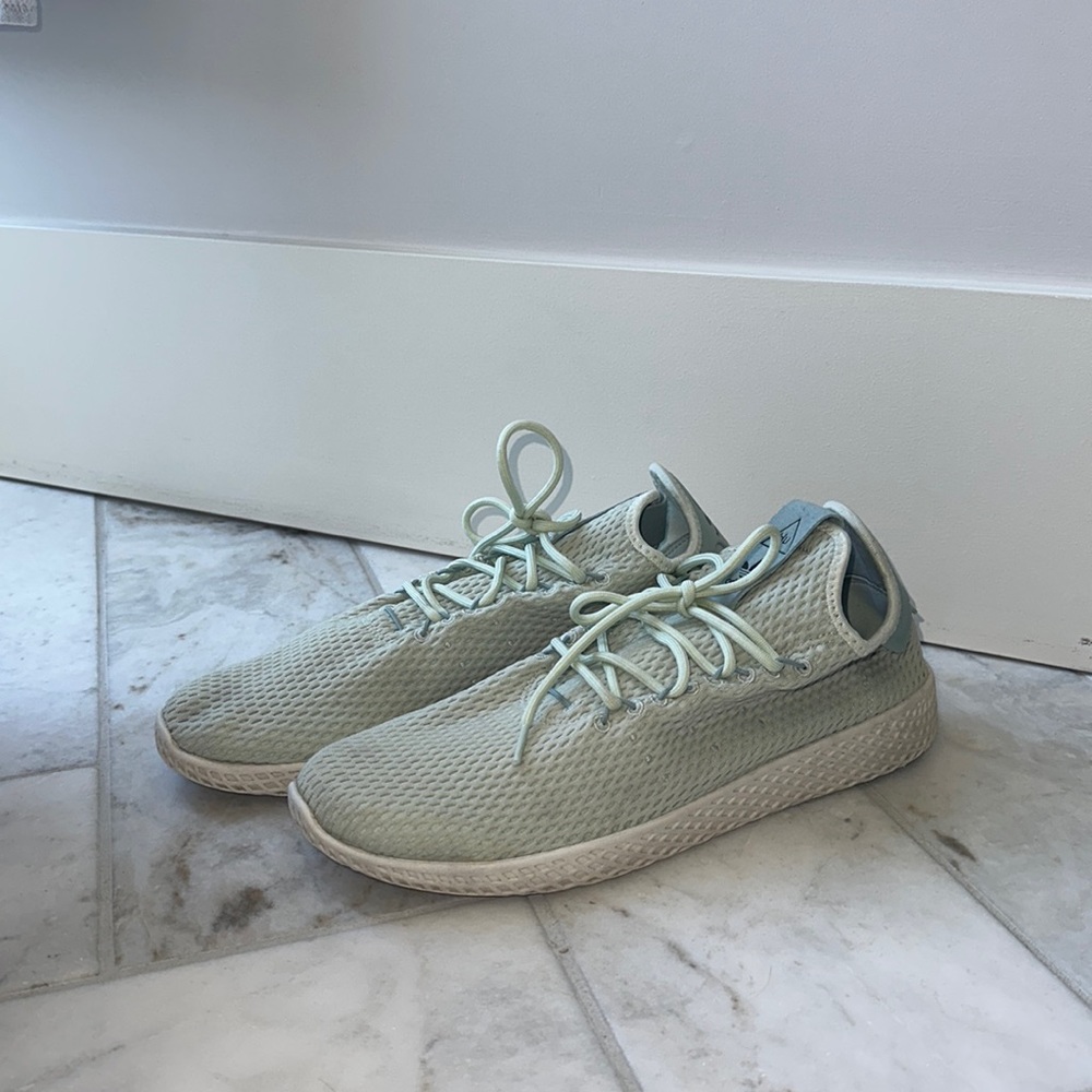 Adidas x Pharrell Williams HU Men’s sneakers